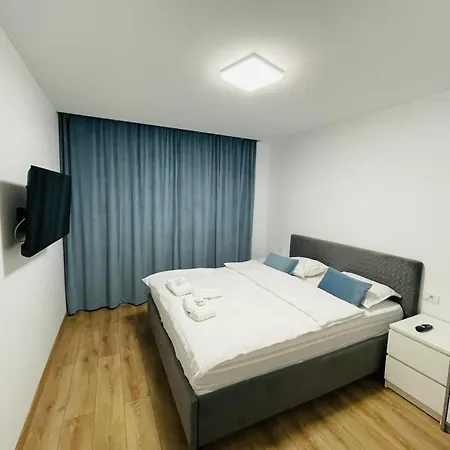 Londof Stylish Apartment